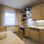 Haus Flora *