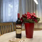 شقة Haus Flora